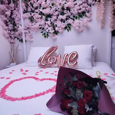 Cocon Des Merveilles - Balnéo Ronde Avec Cascade Appartamento *